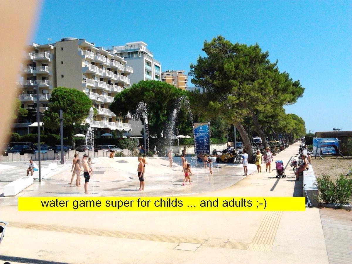 Lucerna Apartments At Sabbiadoro Beach Lignano Sabbiadoro Dış mekan fotoğraf